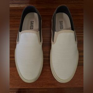 SavedX or SavedBy Slip On shoes Women’s Size 7 Excellent Condition